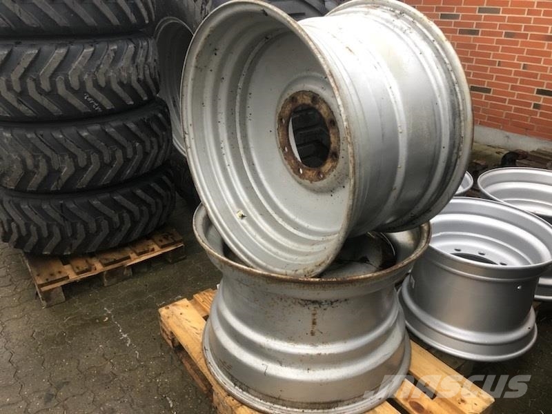 GKN 20x32 8 huls الإطارات والعجلات والحافات