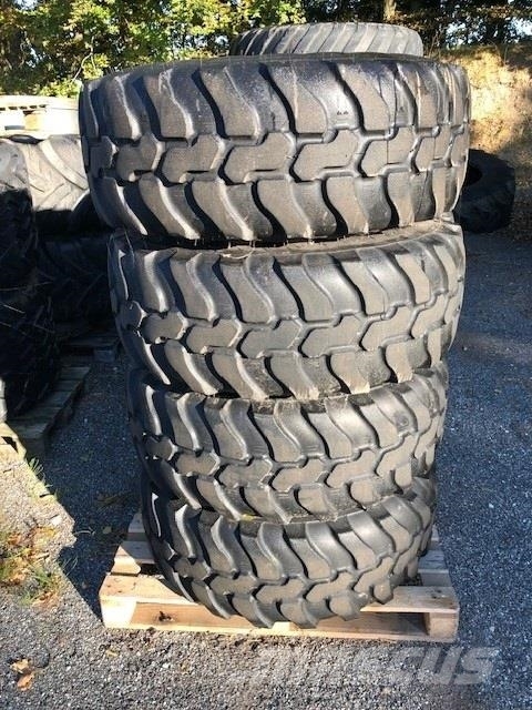Goodyear 405/70 R20 Riepas, riteņi un diski