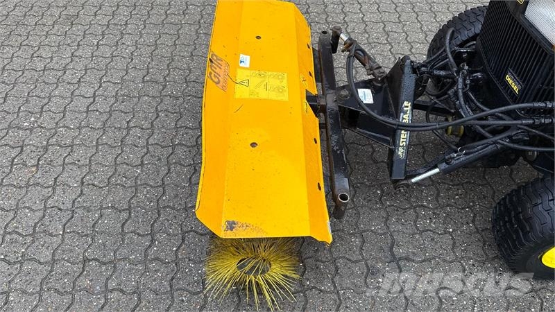 John Deere 455 Kompakte traktorer