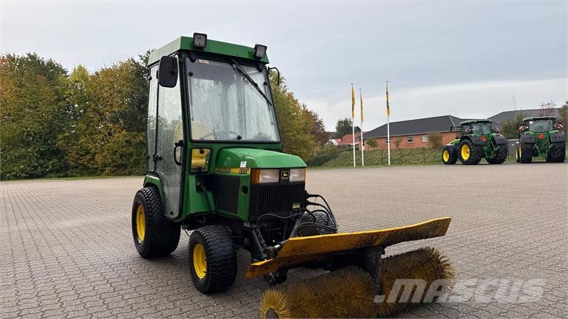 John Deere 455 Kompakte traktorer