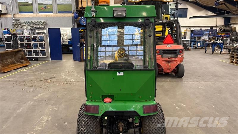John Deere 455 جرارات مدمجة