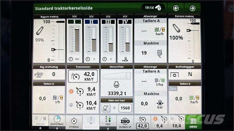John Deere 6215R Трактори