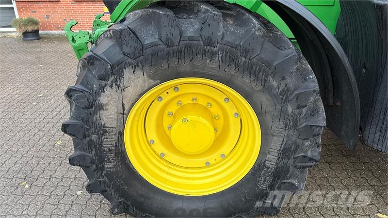 John Deere 6250R Traktorji