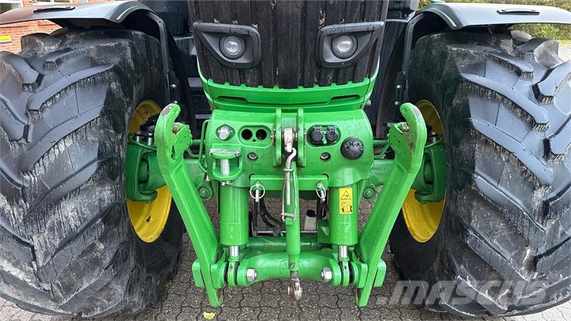 John Deere 6250R Traktorji