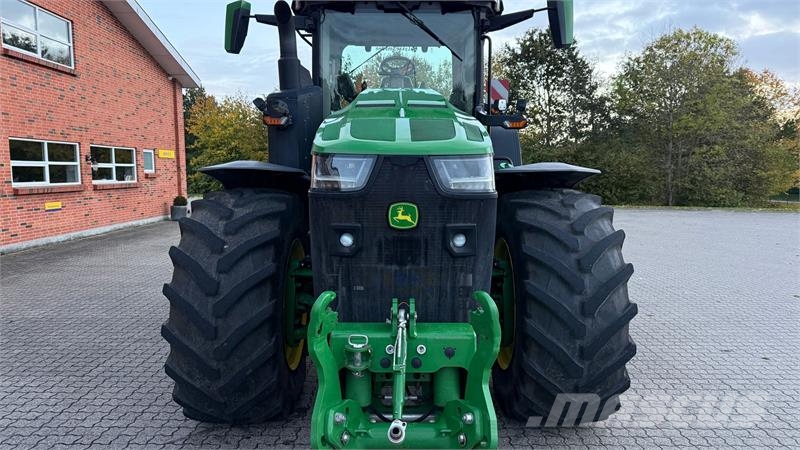 John Deere 8R 370 Traktori