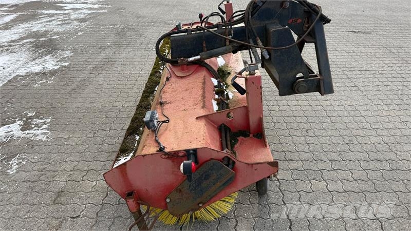 JST 250 cm. hydraulisk kost Lakaisukoneet