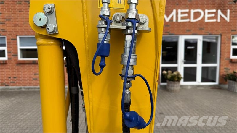 Komatsu PC26MR-5 Εκσκαφάκι (διαβολάκι) < 7t
