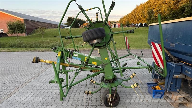 Krone KW 4.62/4 مكابس وميبسات التبن