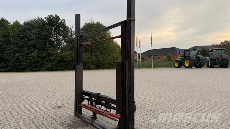  LykkeSmeden Halmgreb Front loader accessories