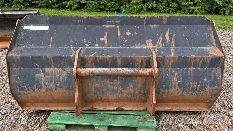 Manitou 225 cm. skovl Kašike / Korpe