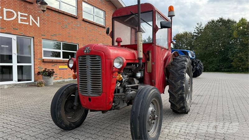 Massey Ferguson 35X Traktorer