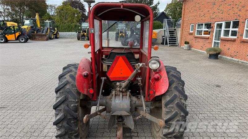 Massey Ferguson 35X Traktorer