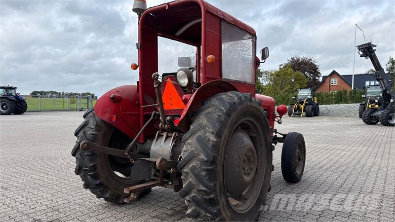 Massey Ferguson 35X Traktorer