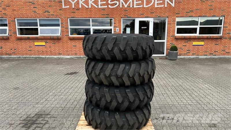 Mitas 360/85 R20 komplette hjul Tyres, wheels and rims