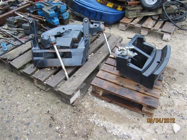 New Holland Basisvægte Други аксесоари за трактори