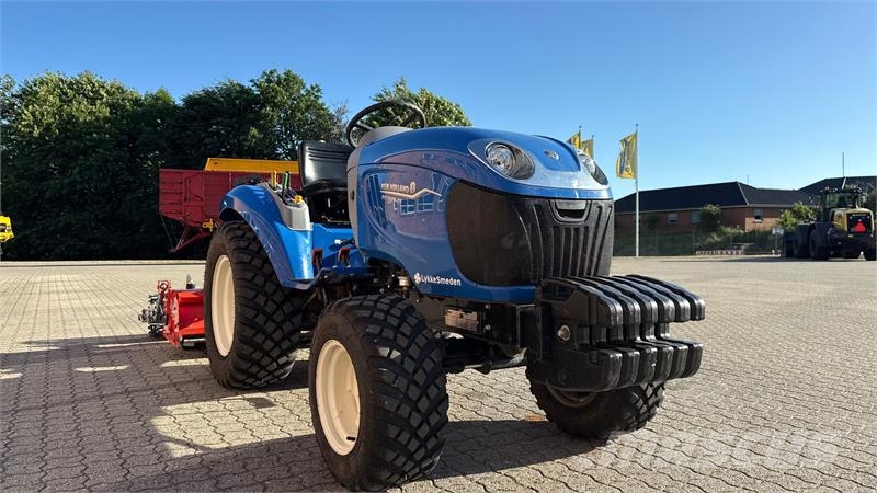 New Holland Boomer 25 + Muratori MZ4SXL 125 Kompakttraktorid
