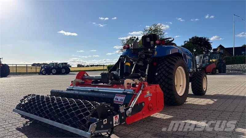 New Holland Boomer 25 + Muratori MZ4SXL 125 Kompakttraktorid