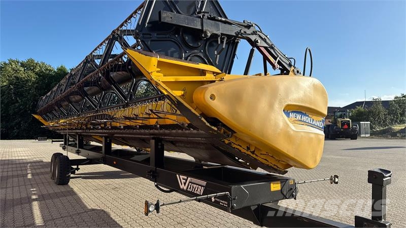 New Holland CR9080 SLH Elevation + 35” VarioFeed HD Ceifeiras debulhadoras