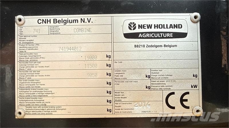New Holland CR9080 SLH Elevation + 35” VarioFeed HD Ceifeiras debulhadoras