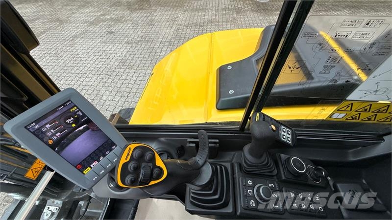 New Holland E60D + Engcon EC206 Bagri goseničarji