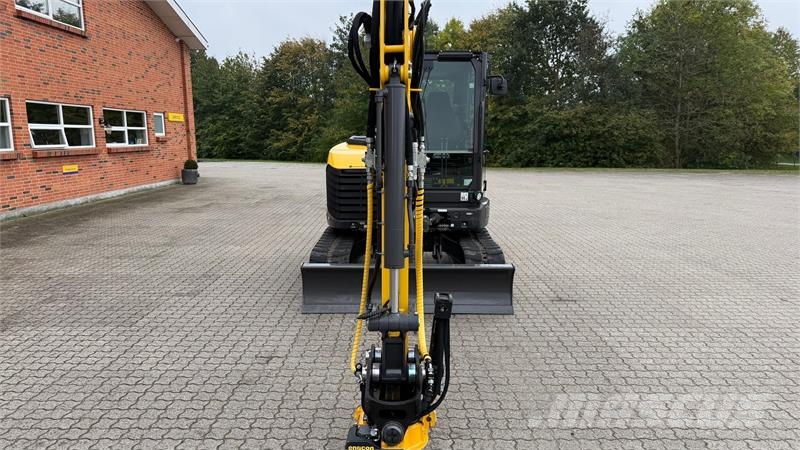 New Holland E60D + Engcon EC206 Gravemaskiner på larvebånd