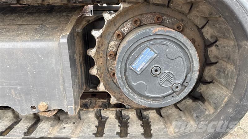 New Holland E60D + Engcon EC206 Bagri goseničarji