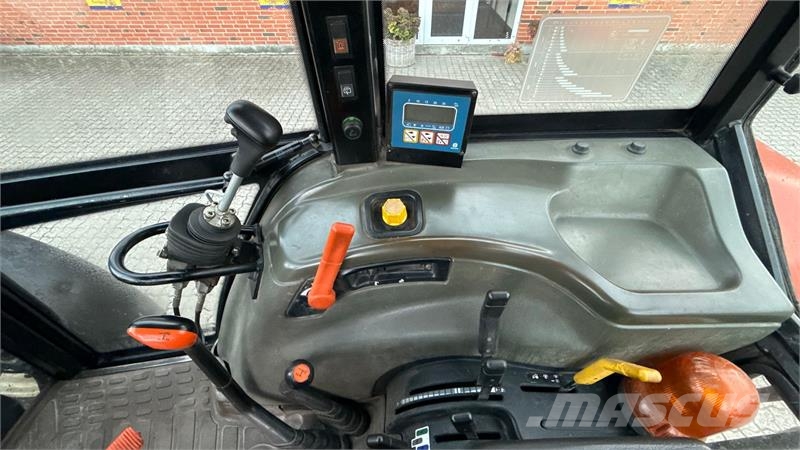 New Holland L95 + Hauer XB90 Bionic TBS Traktorer
