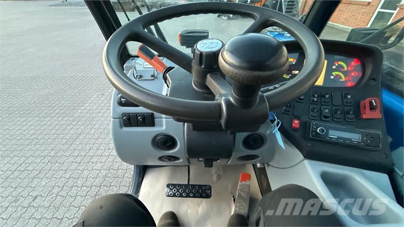 New Holland LM 7.35 Teleskooplaadurid