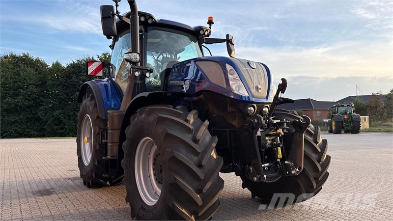 New Holland T7.245 AC NewGen Трактори
