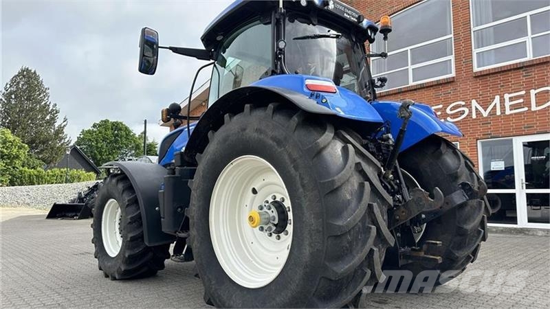 New Holland T7.270 AC Traktorid