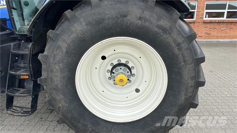 New Holland T7.270 AC Traktorid