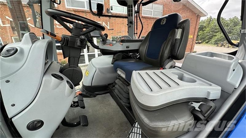 New Holland T7.270 AC Traktorid