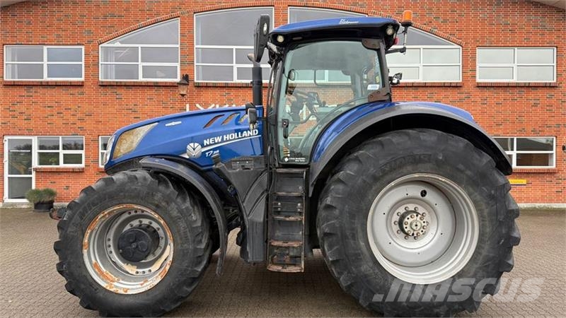 New Holland T7.315 HD BluePower Traktoren