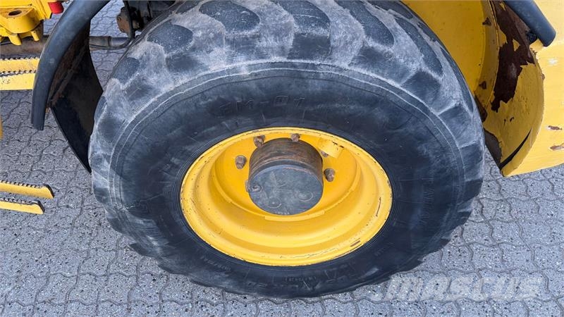 New Holland W80B HighSpeed لوادر بعجل