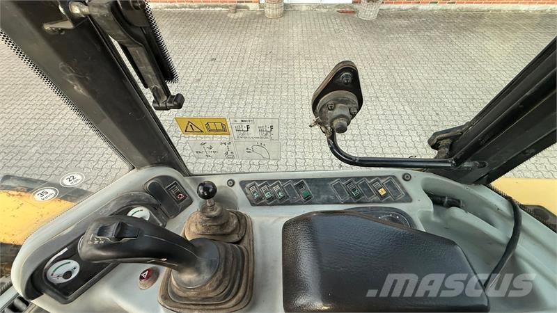 New Holland W80B HighSpeed لوادر بعجل