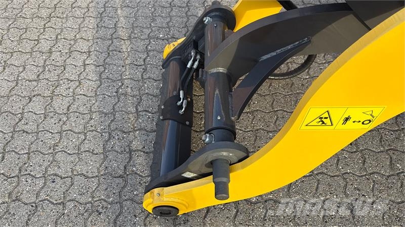 New Holland W80C LR-HS Pale gommate
