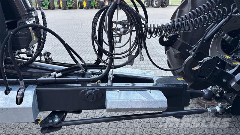Peecon Compact HS 19000 XL Hook lift trailers