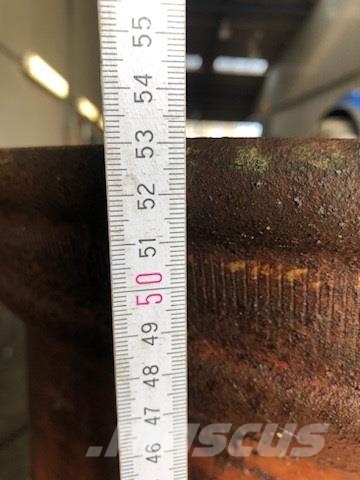 Titan 20x30.5 16 huls fra gummiged 轮胎、车轮、轮圈