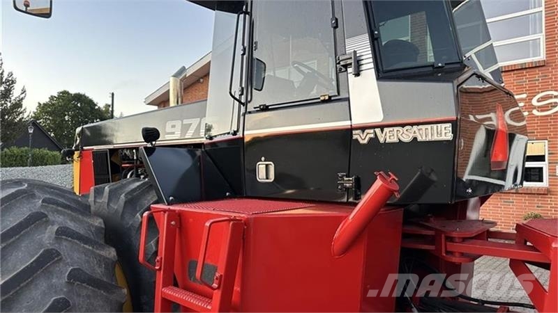 Versatile 976 Traktorer