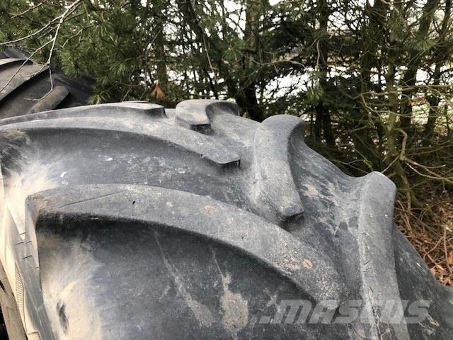 Vredestein 600/70 R30 Padangos, ratai ir ratlankiai