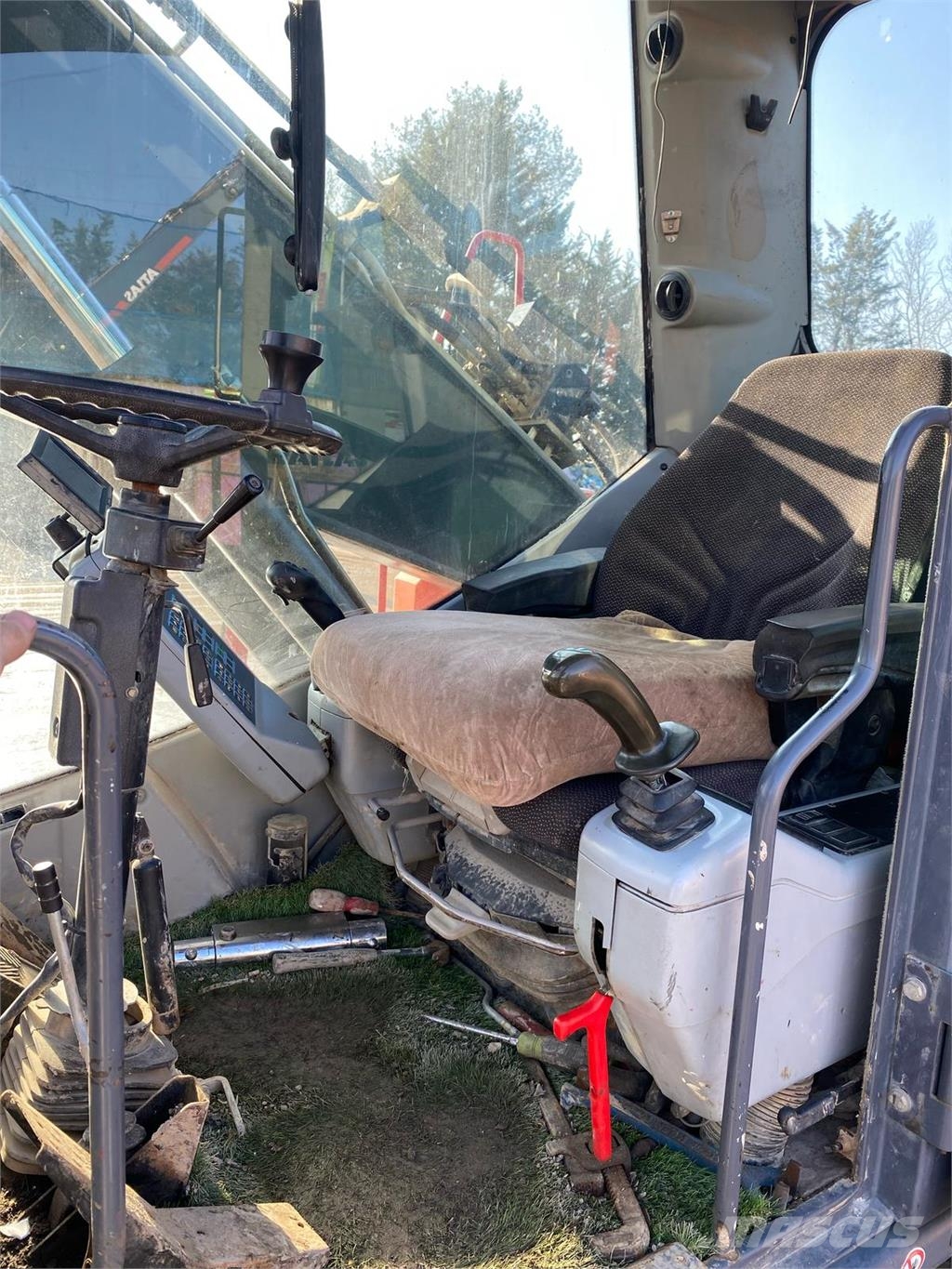 Atlas 200 MH Stroje pro manipulaci s odpadem