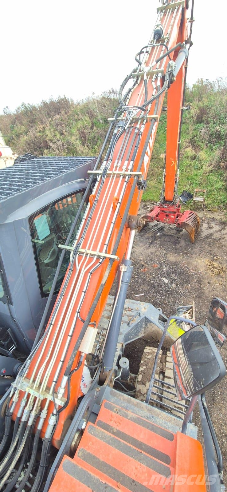 Atlas 200 MH Stroje pro manipulaci s odpadem