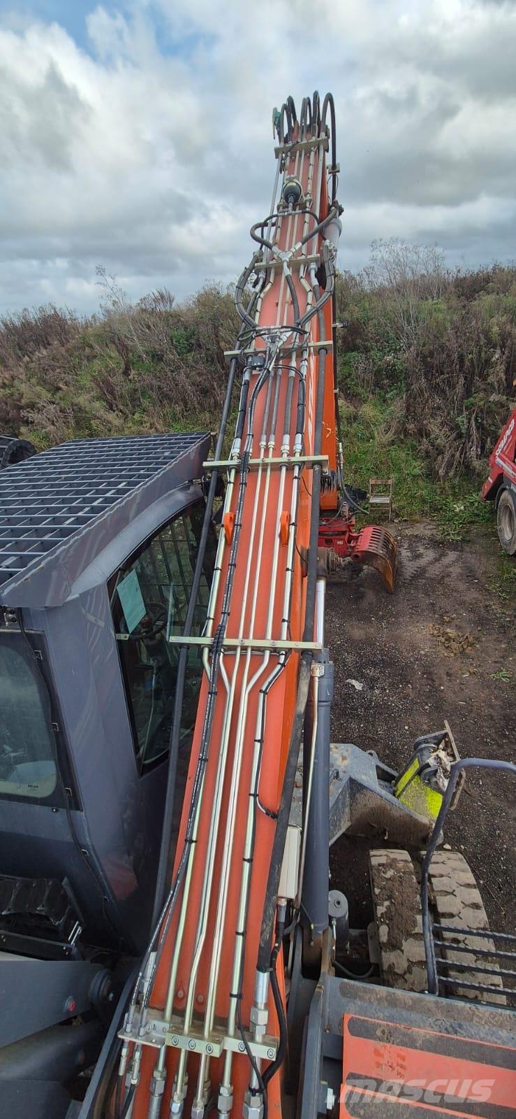 Atlas 200 MH Stroje pro manipulaci s odpadem