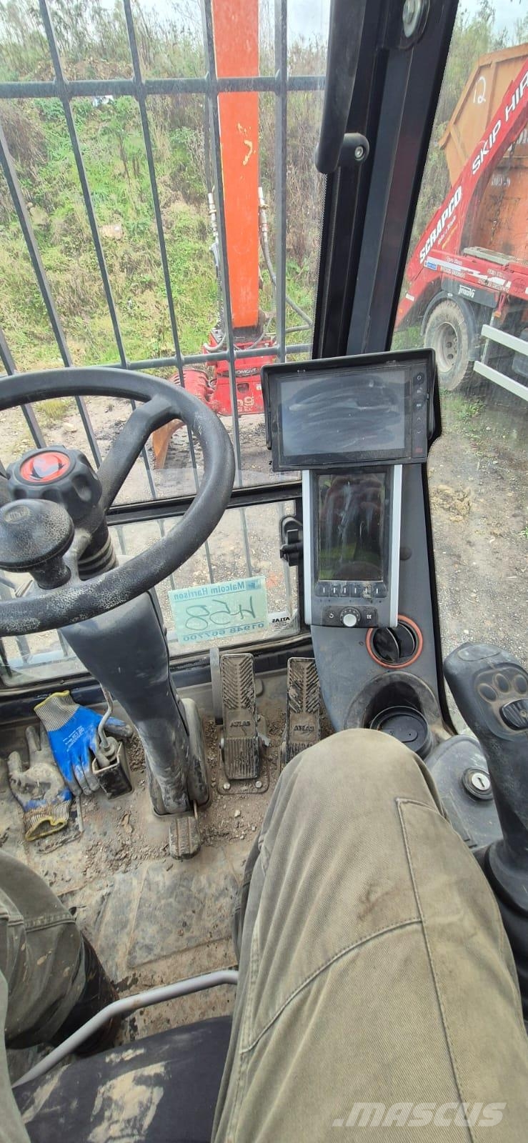 Atlas 200 MH Stroje pro manipulaci s odpadem