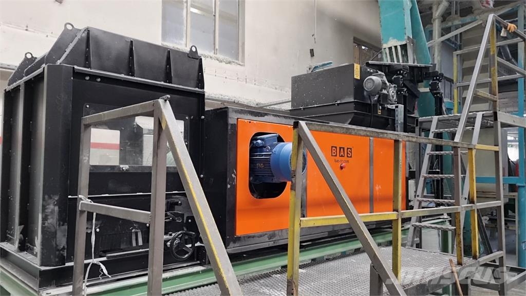  BAS Eddy Current Separator with Vibratory Feeder. معدة فرز -> معدة فرز المخلفات