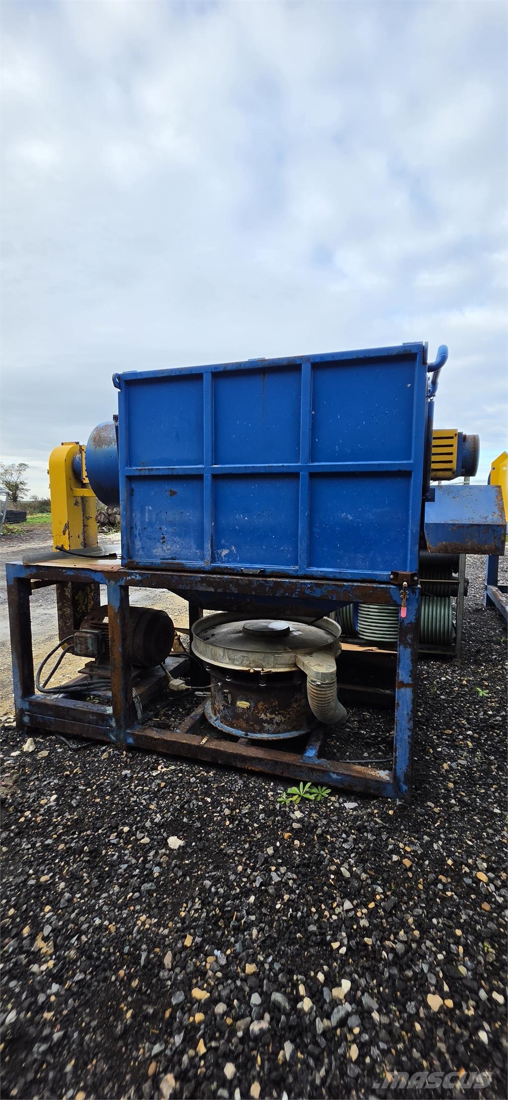 Centrifuge Materilas Drying Device معدة فرز -> معدة فرز المخلفات
