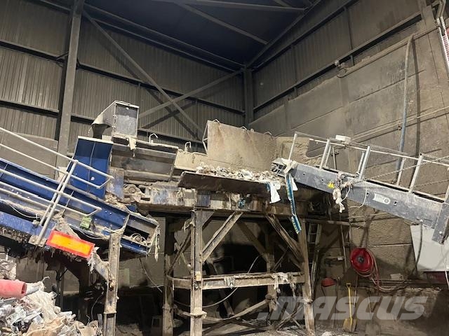 CRS NI 820 Komplett üzemek