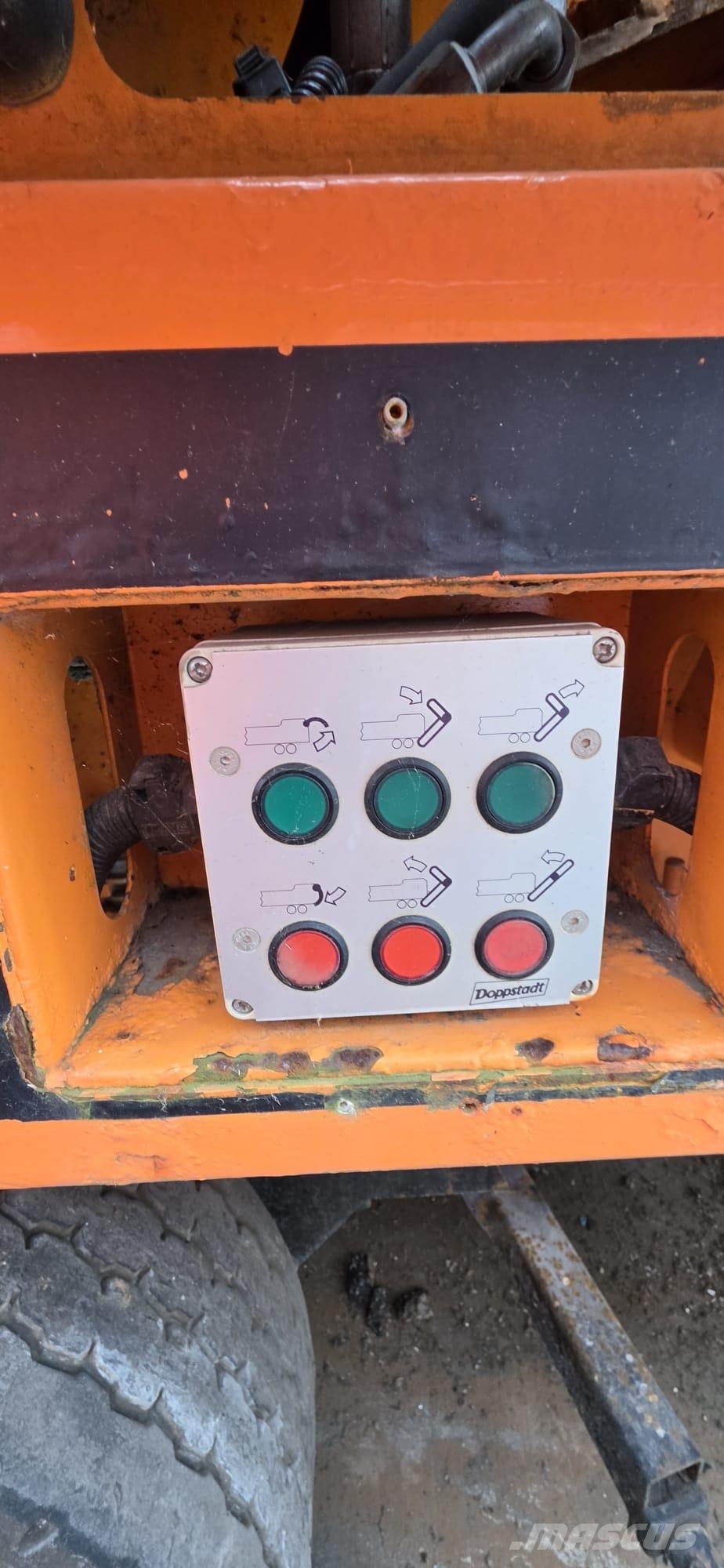 Doppstadt AK 530 Profi آلات تمزيق المخلفات
