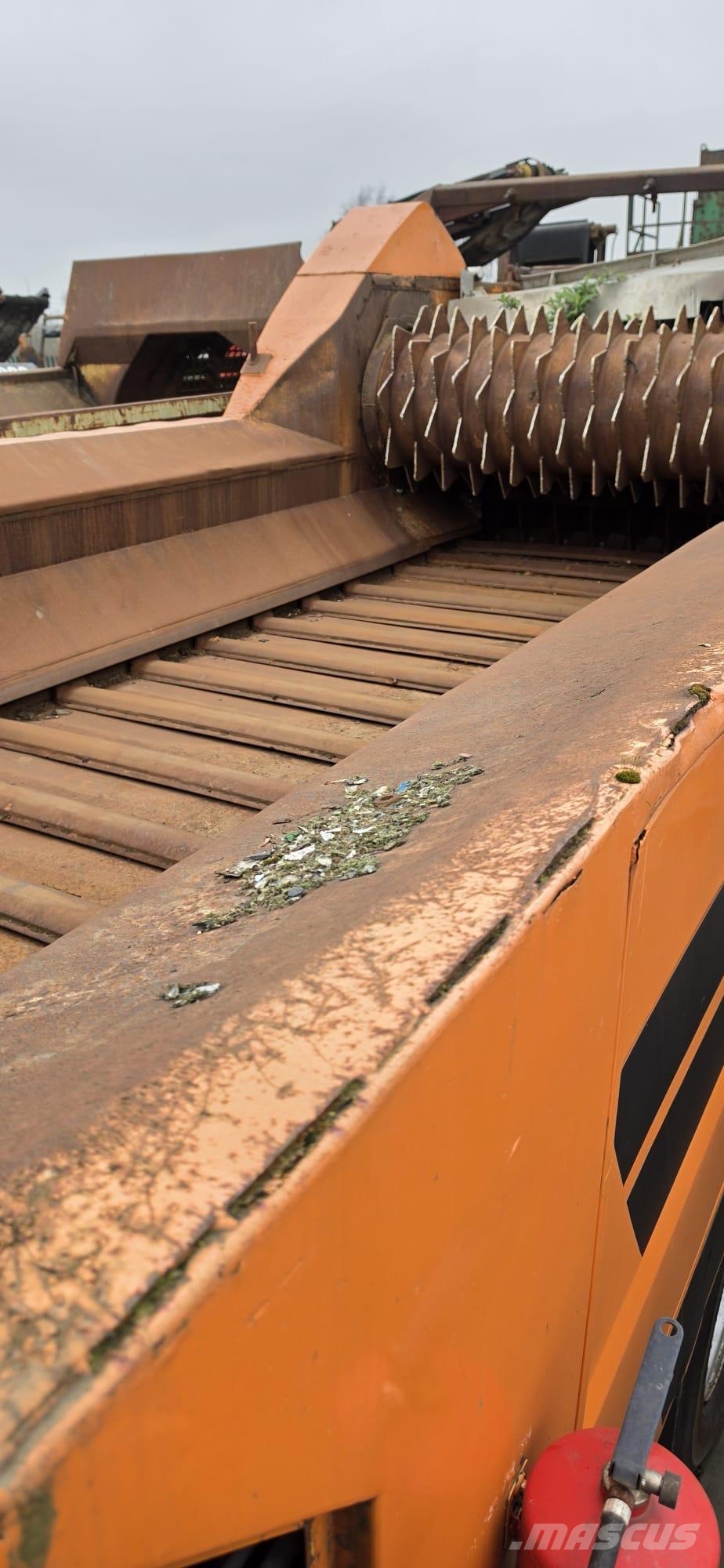 Doppstadt AK 530 Profi آلات تمزيق المخلفات