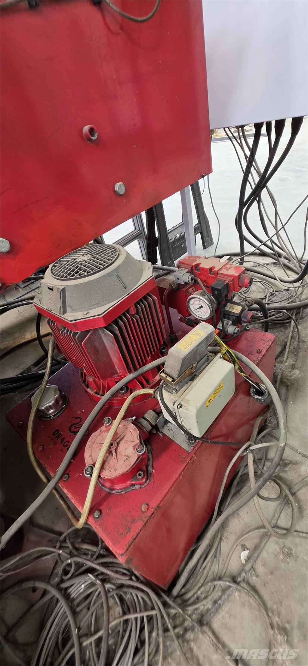 Dragon Roto Grind Shredder Motoren und Getriebe